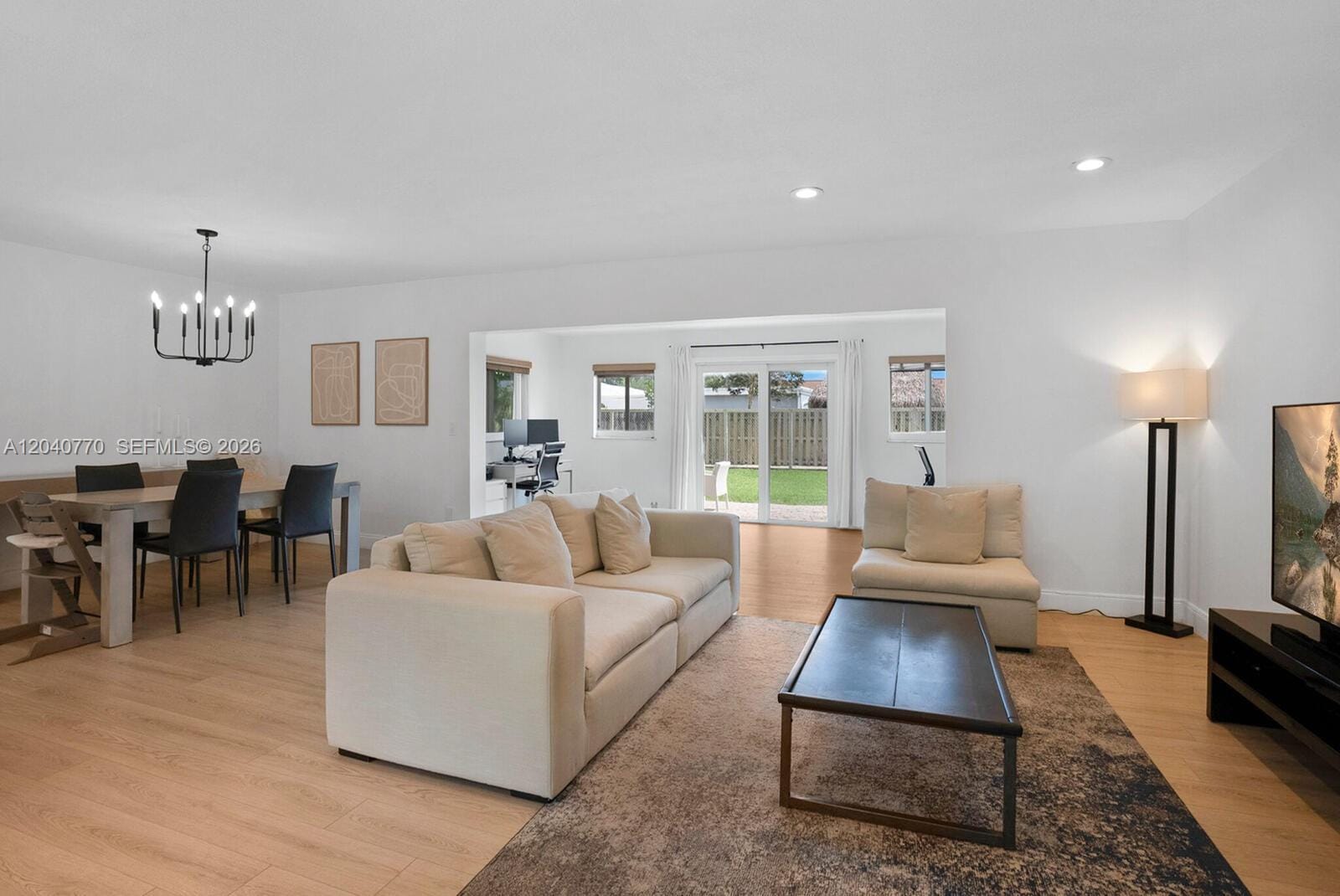 1365 SW 9th Street — photo 3