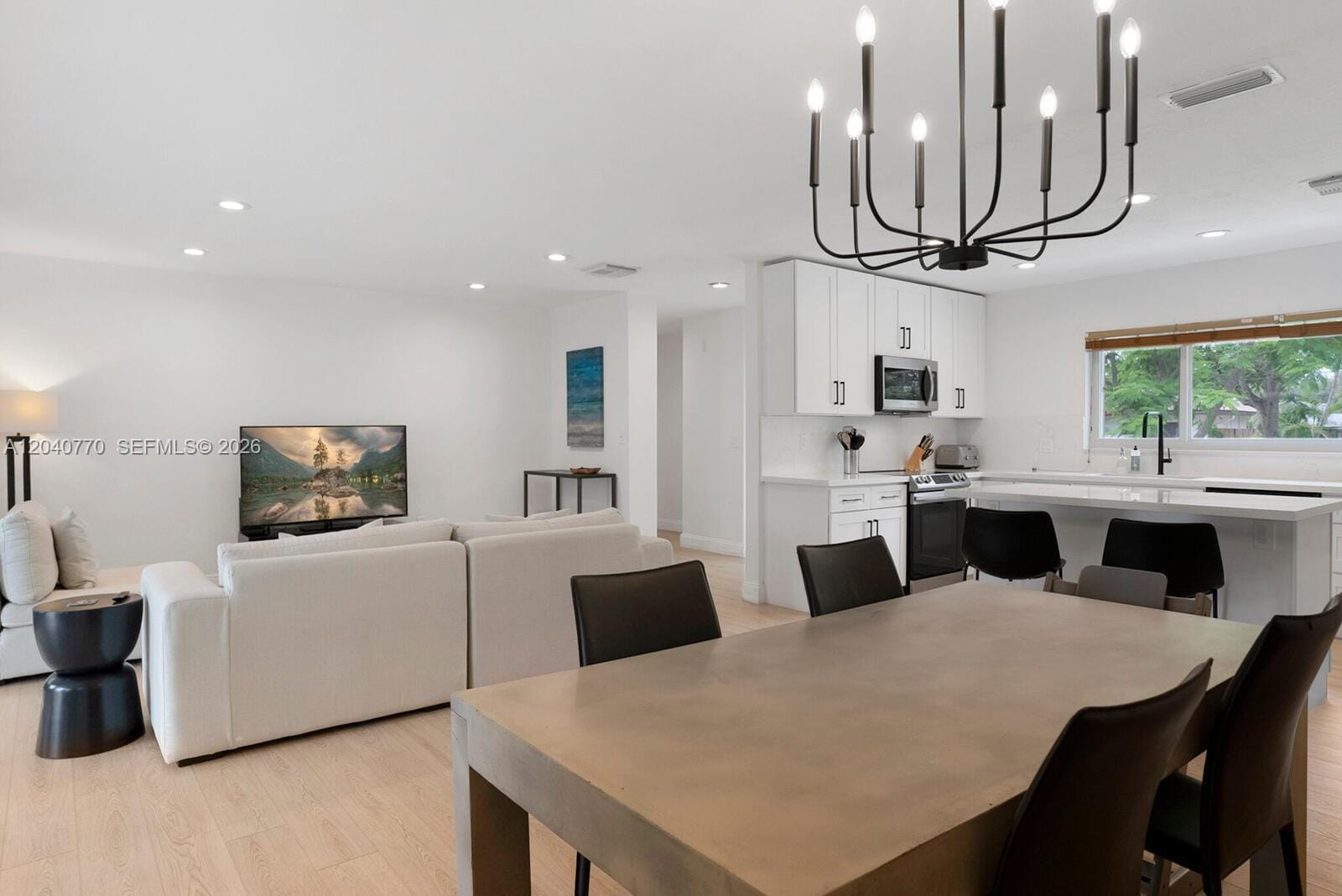 1365 SW 9th Street — photo 6