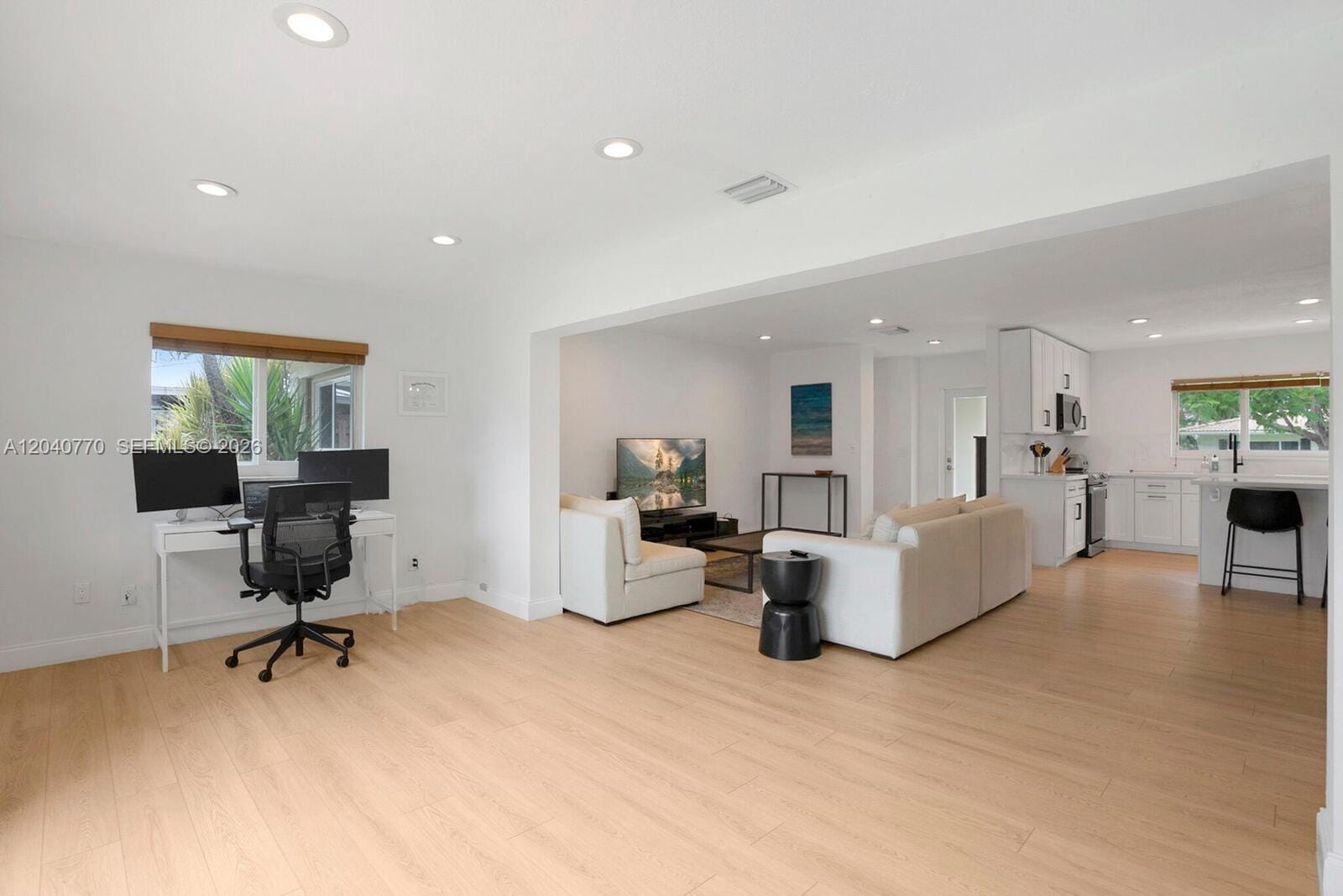 1365 SW 9th Street — photo 9