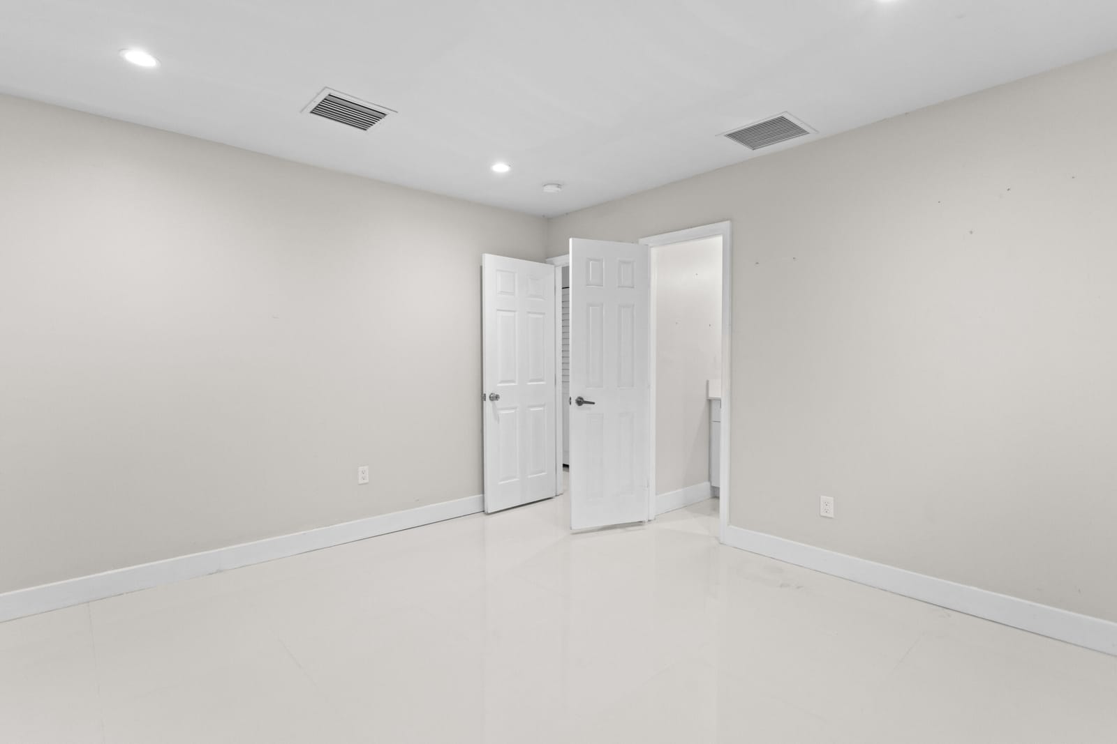1519-1521 NW 8th Avenue, Fort Lauderdale, FL 33311 photo 27