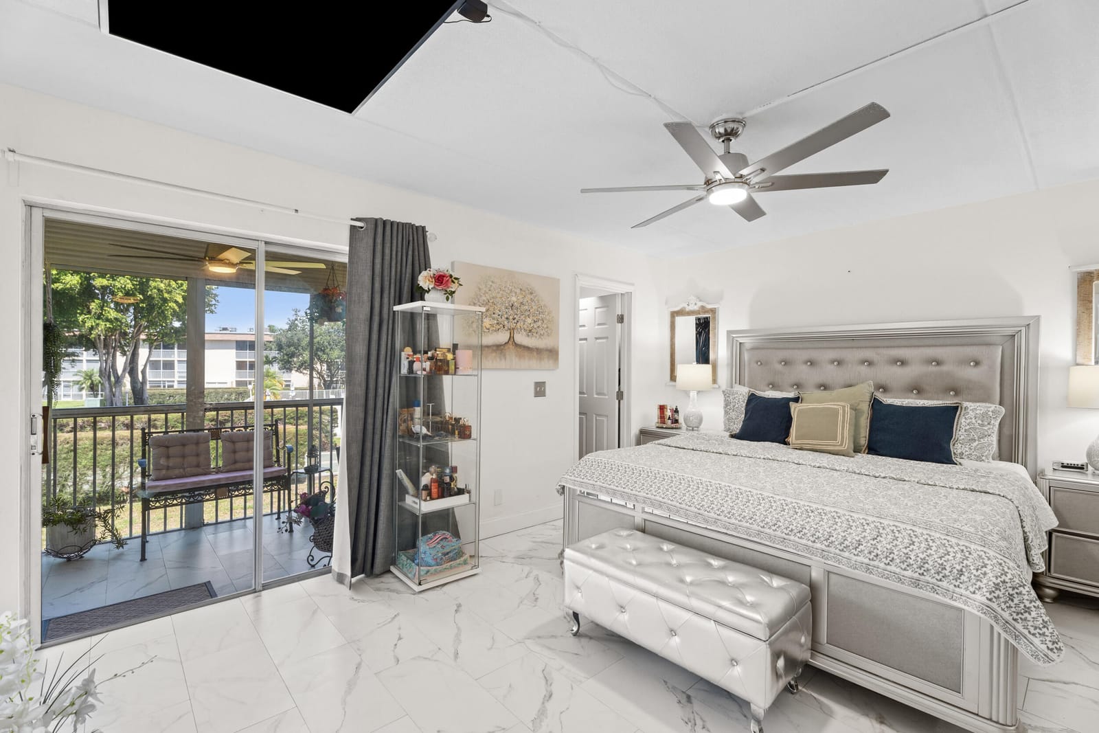 200 Village Green Circle E 206, Palm Springs, FL 33461 photo 11