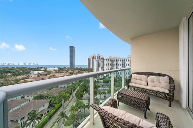 19380 Collins Avenue 1224, Oceanview Building B Cond, Sunny Isles Beach, FL