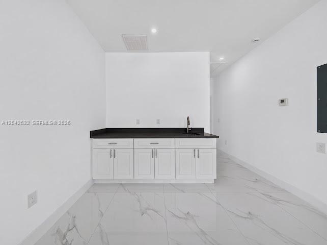 928-930 Hepburn Avenue — photo 4