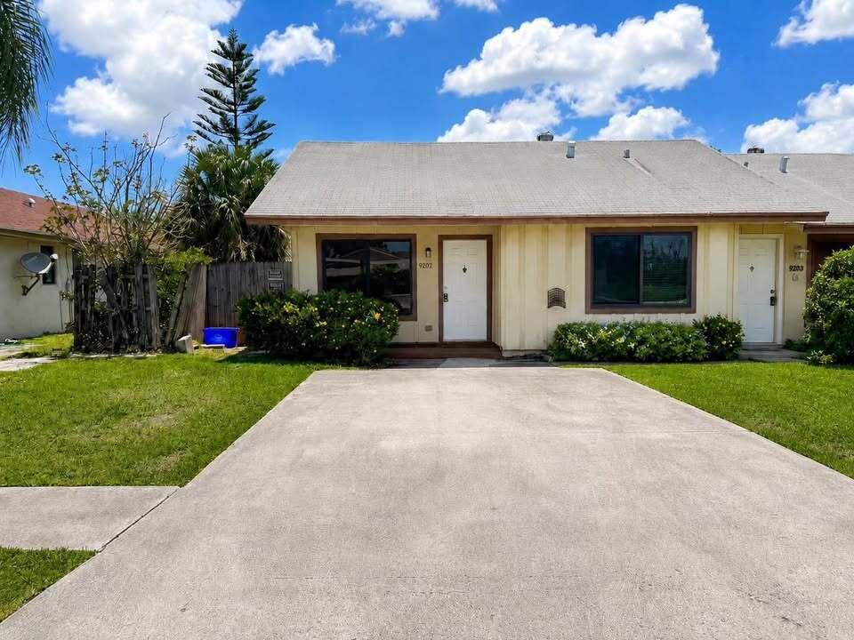 9202 E Highland Pines Boulevard, Palm Beach Gardens, FL 33418, Palm Beach Gardens