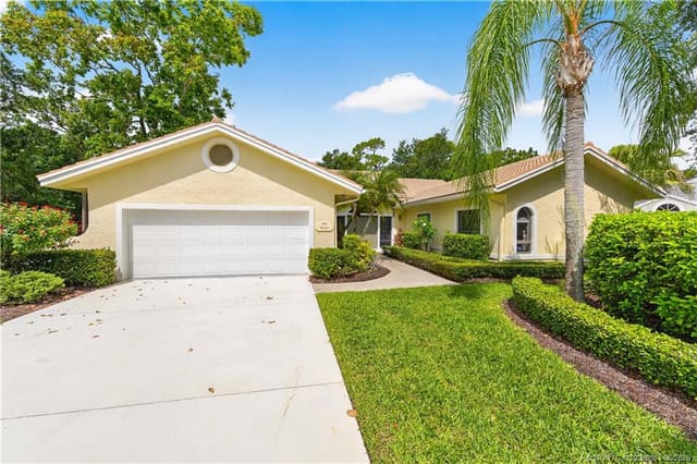 2025 NW Laurel Oak Lane, Palm City, FL 34990