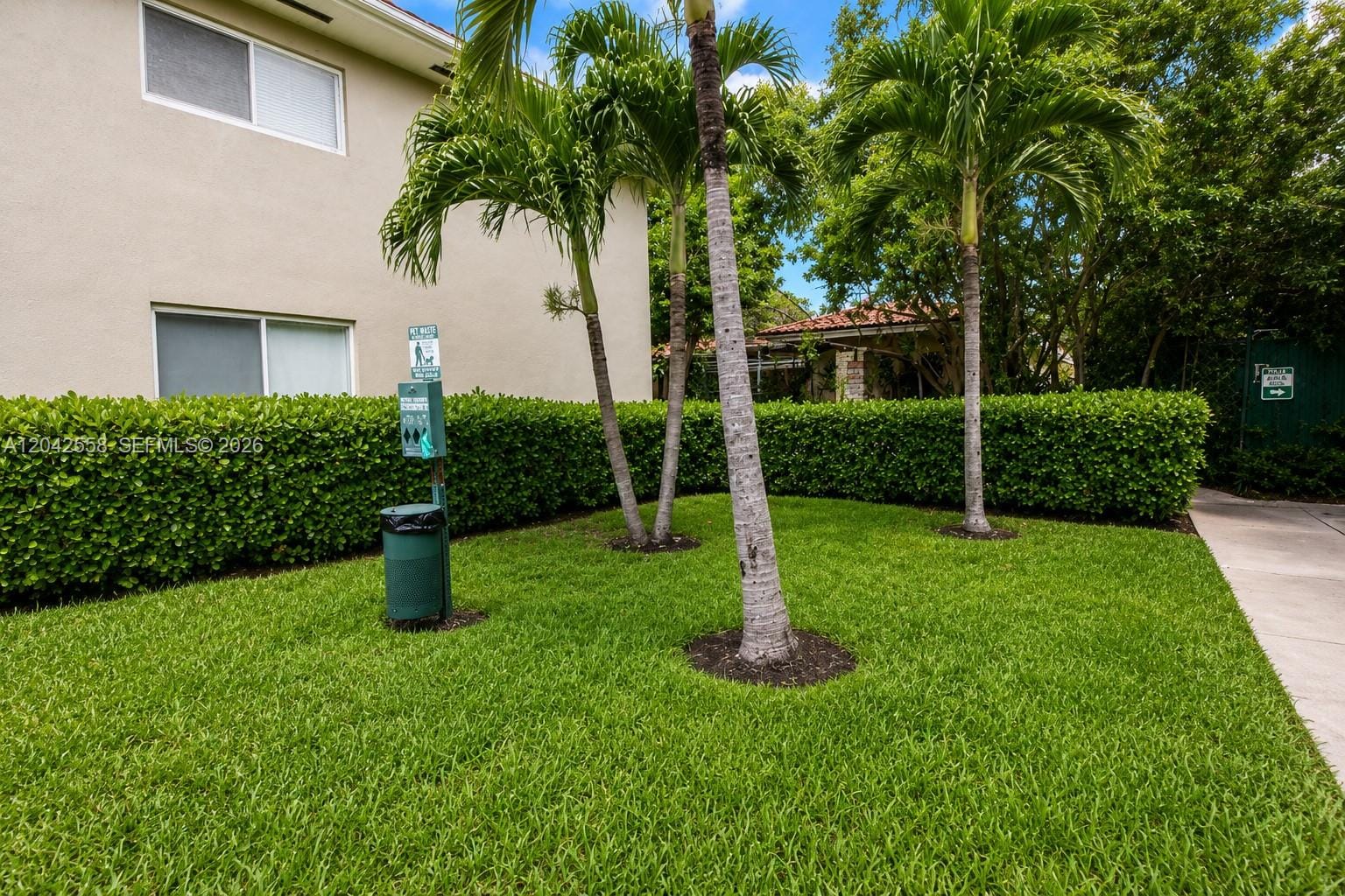 35 Edgewater Drive 107, Coral Gables, FL 33133 photo 11