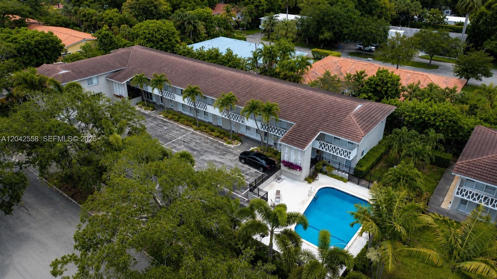 35 Edgewater Drive 107, Coral Gables, FL 33133 photo 19