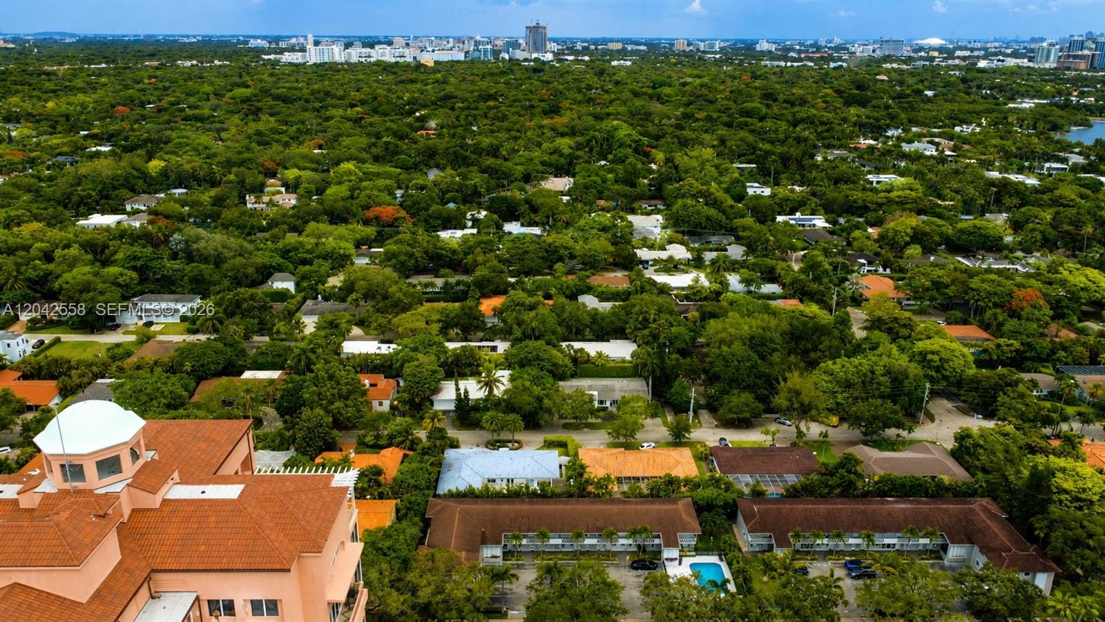 35 Edgewater Drive 107, Coral Gables, FL 33133 photo 20