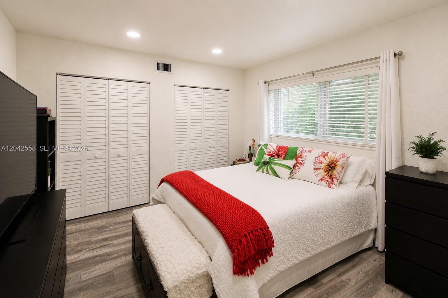 35 Edgewater Drive 107, Coral Gables, FL 33133 photo 7