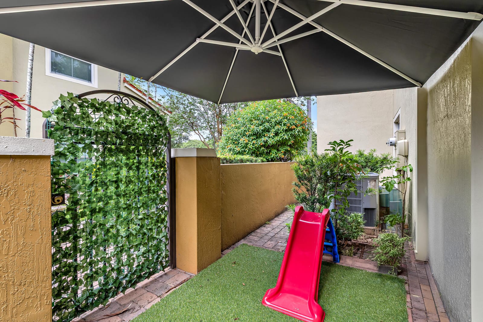 364 Lake Monterey Circle — photo 10
