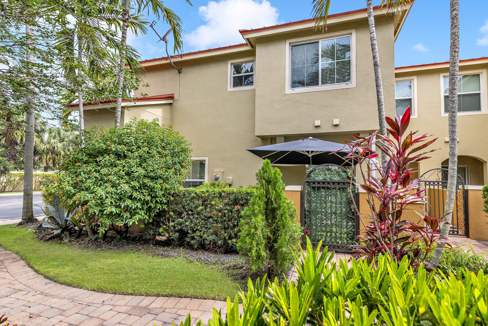 364 Lake Monterey Circle, Boynton Beach, FL 33426 photo 18