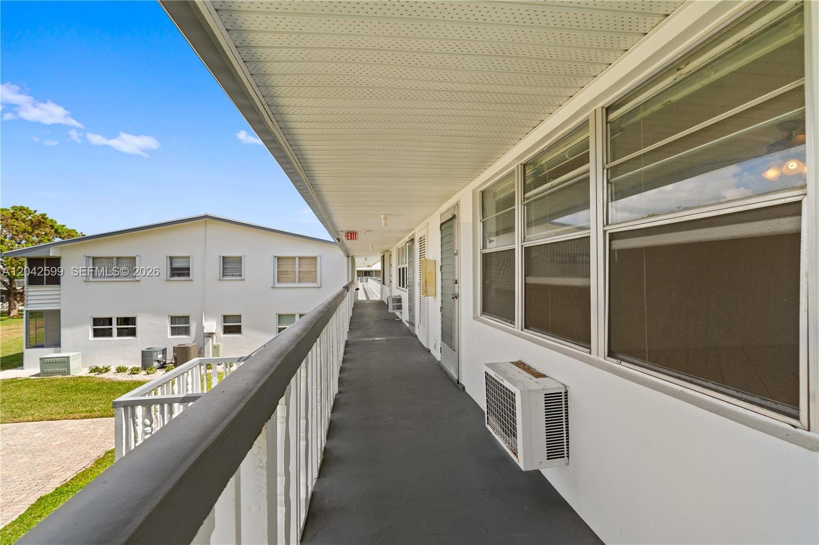 237 Camden J 237, West Palm Beach, FL 33417 photo 22