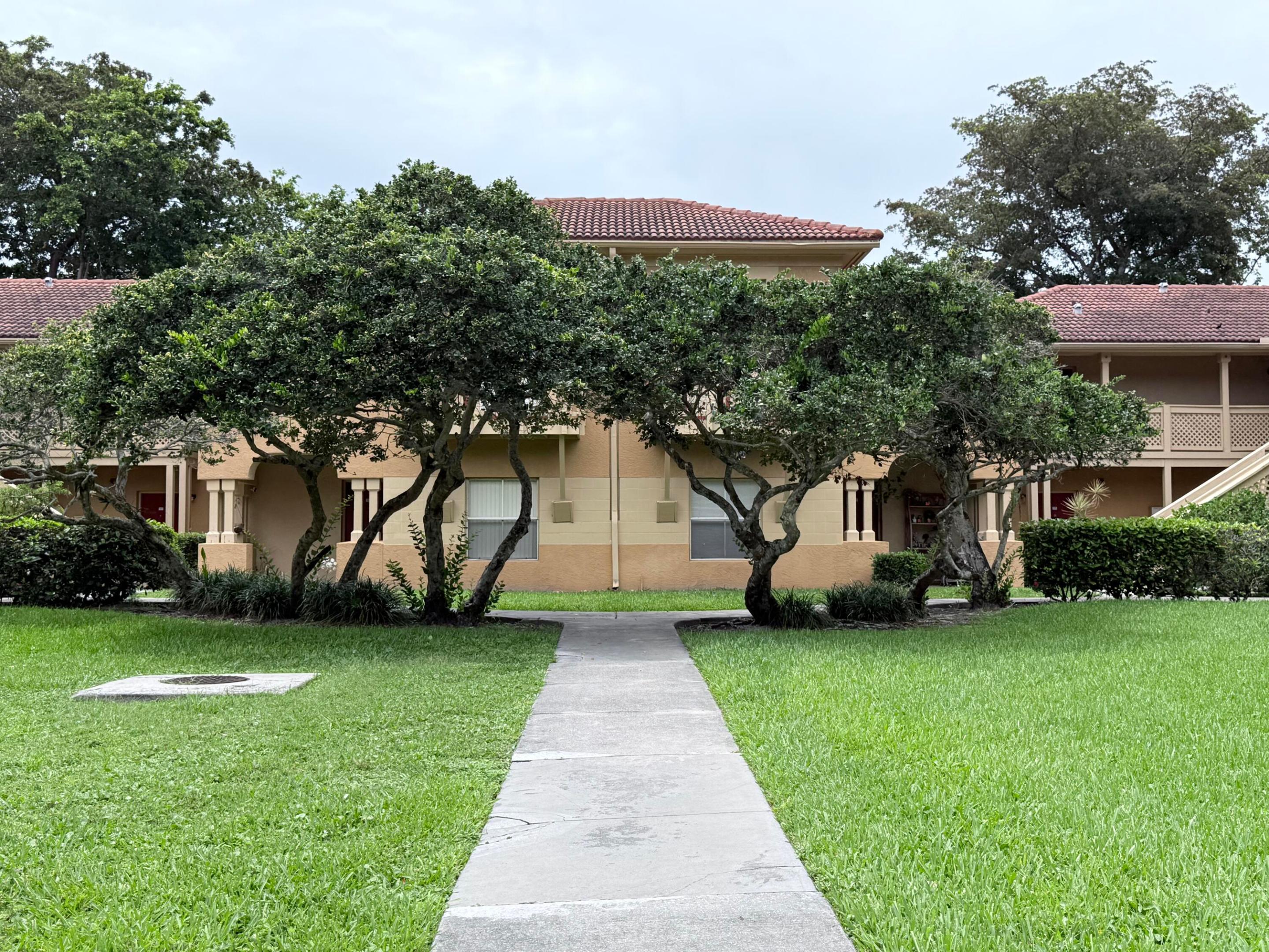 4799 Via Palm Lakes 1604, West Palm Beach, FL 33417