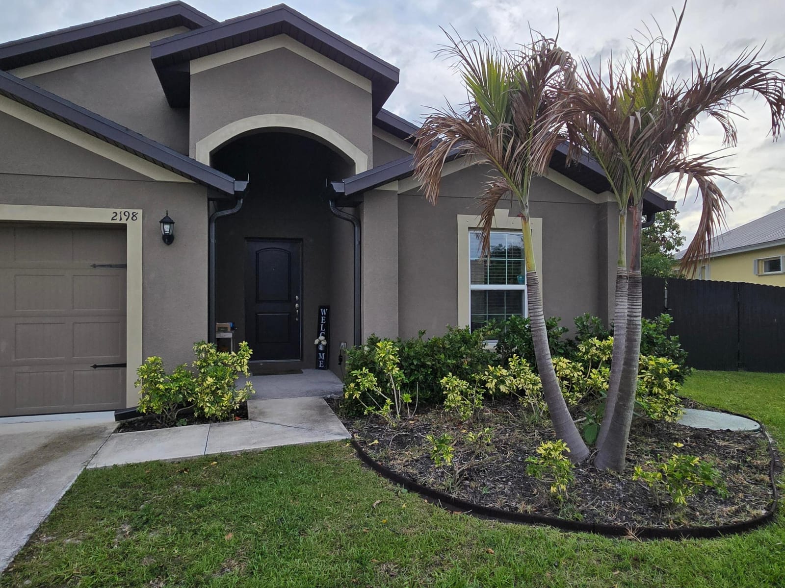 2198 SW Algiers Street — photo 1