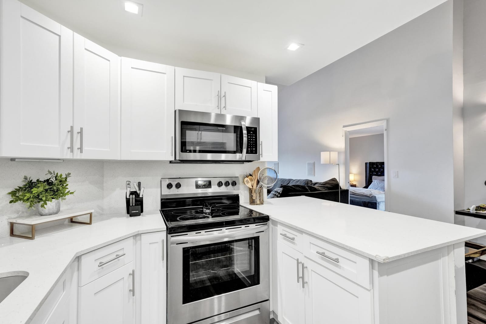 4225 S 57th Avenue E — photo 10