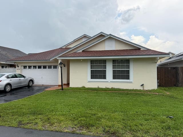 19058 NW 77th Place 0, Hialeah, FL 33015