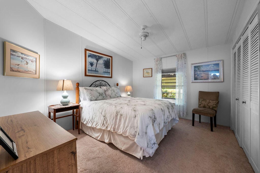7894 SE Saratoga Drive E, Hobe Sound, FL 33455 photo 29