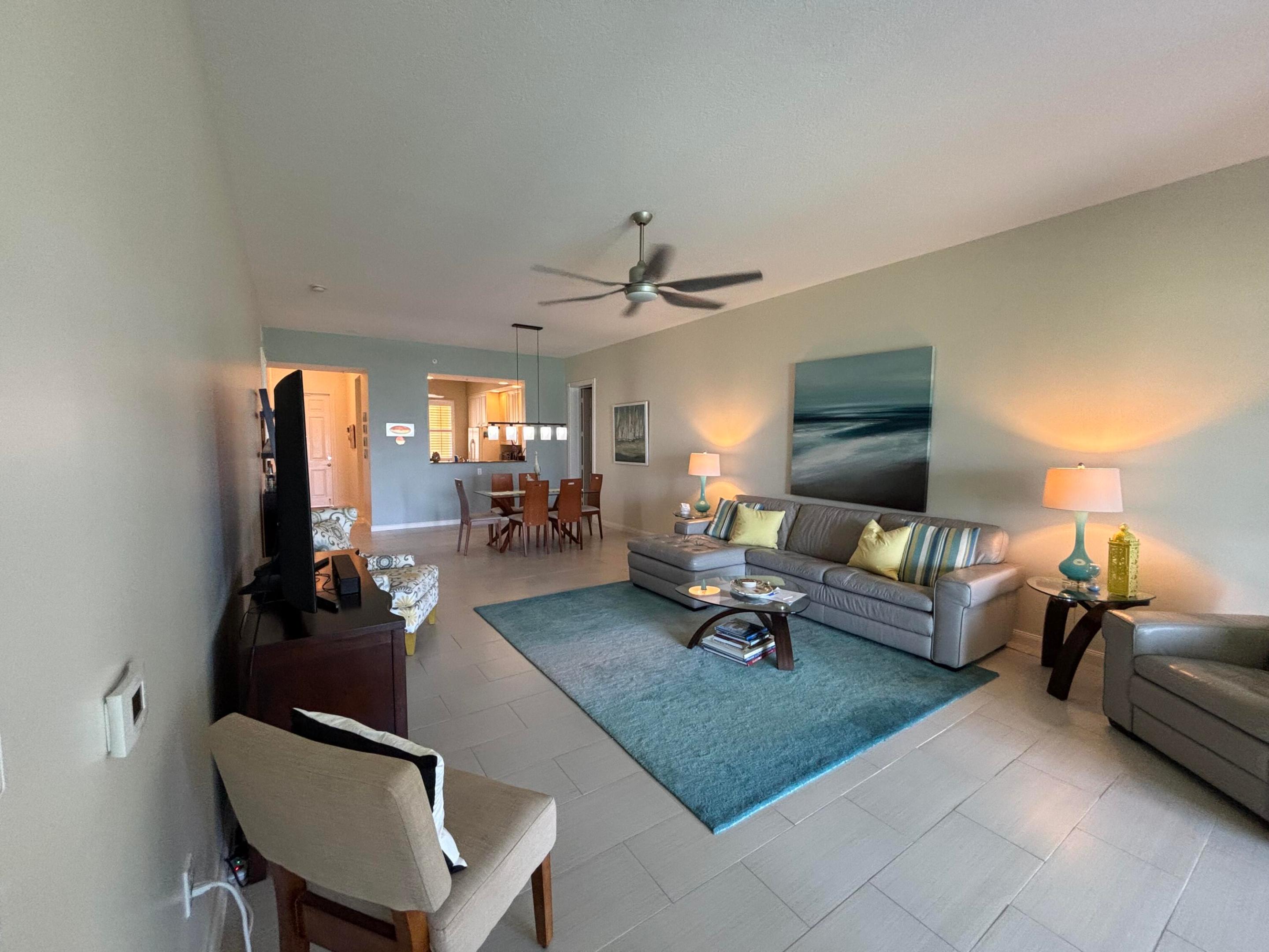 29 Harbour Isle W 102, Fort Pierce, FL 34949, Fort Pierce