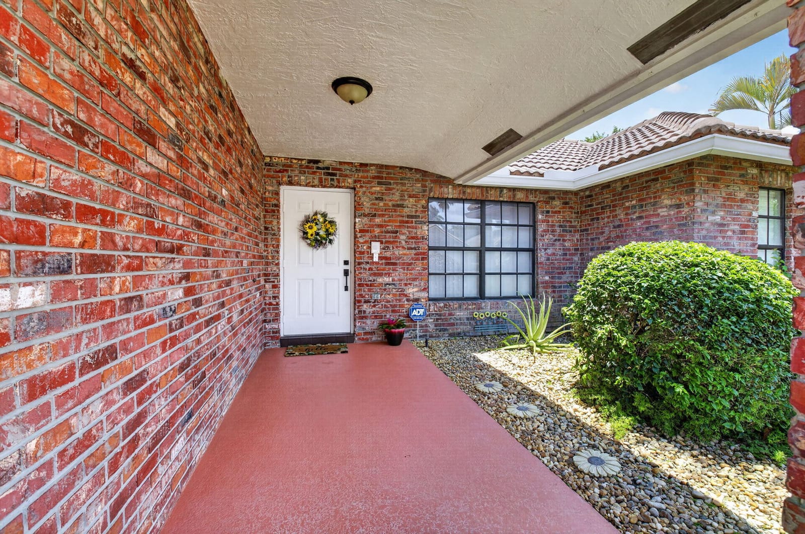 19600 Sedgefield Terrace — photo 2