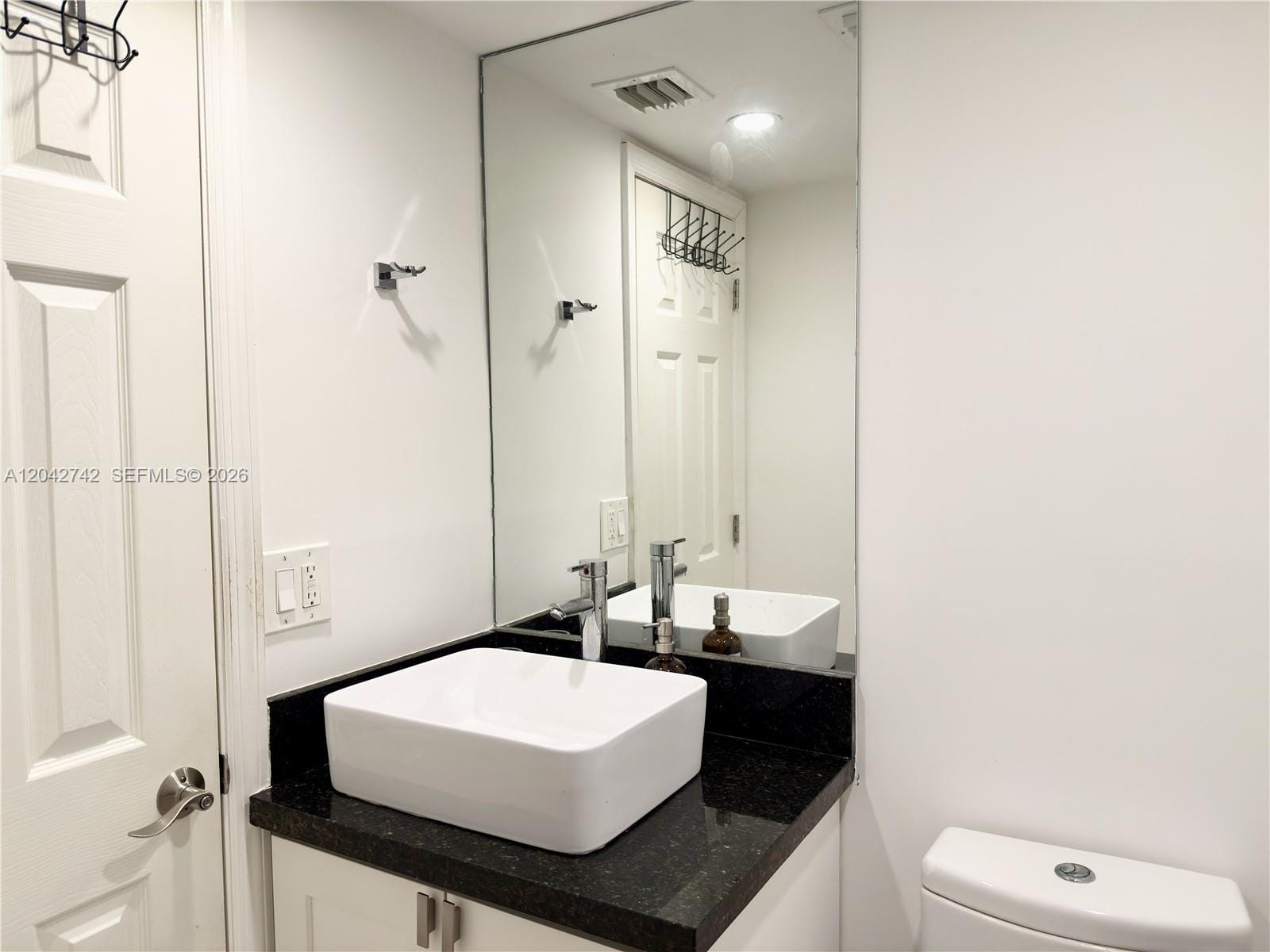 200 172nd Street 114, Sunny Isles Beach, FL 33160 photo 27
