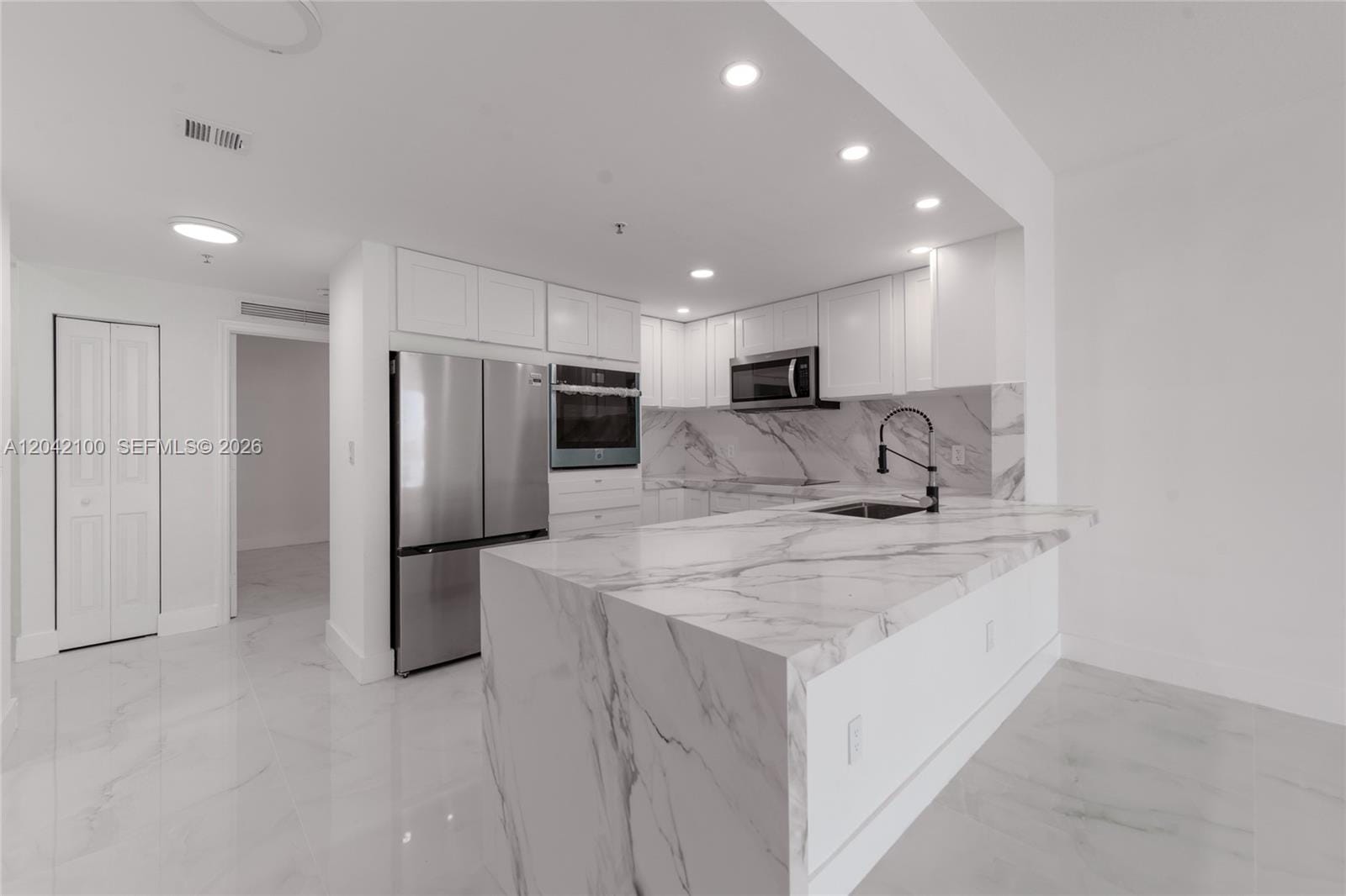 7914 Harbor Island Drive 106, North Bay Village, FL 33141 photo 24