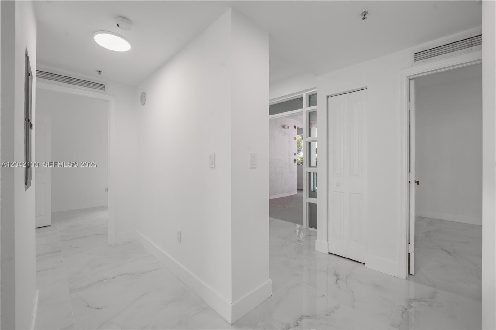 7914 Harbor Island Drive 106 — photo 7