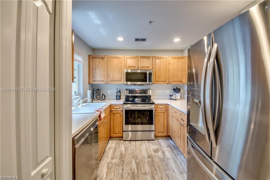 9470 Ivy Brook Run 803 — photo 5