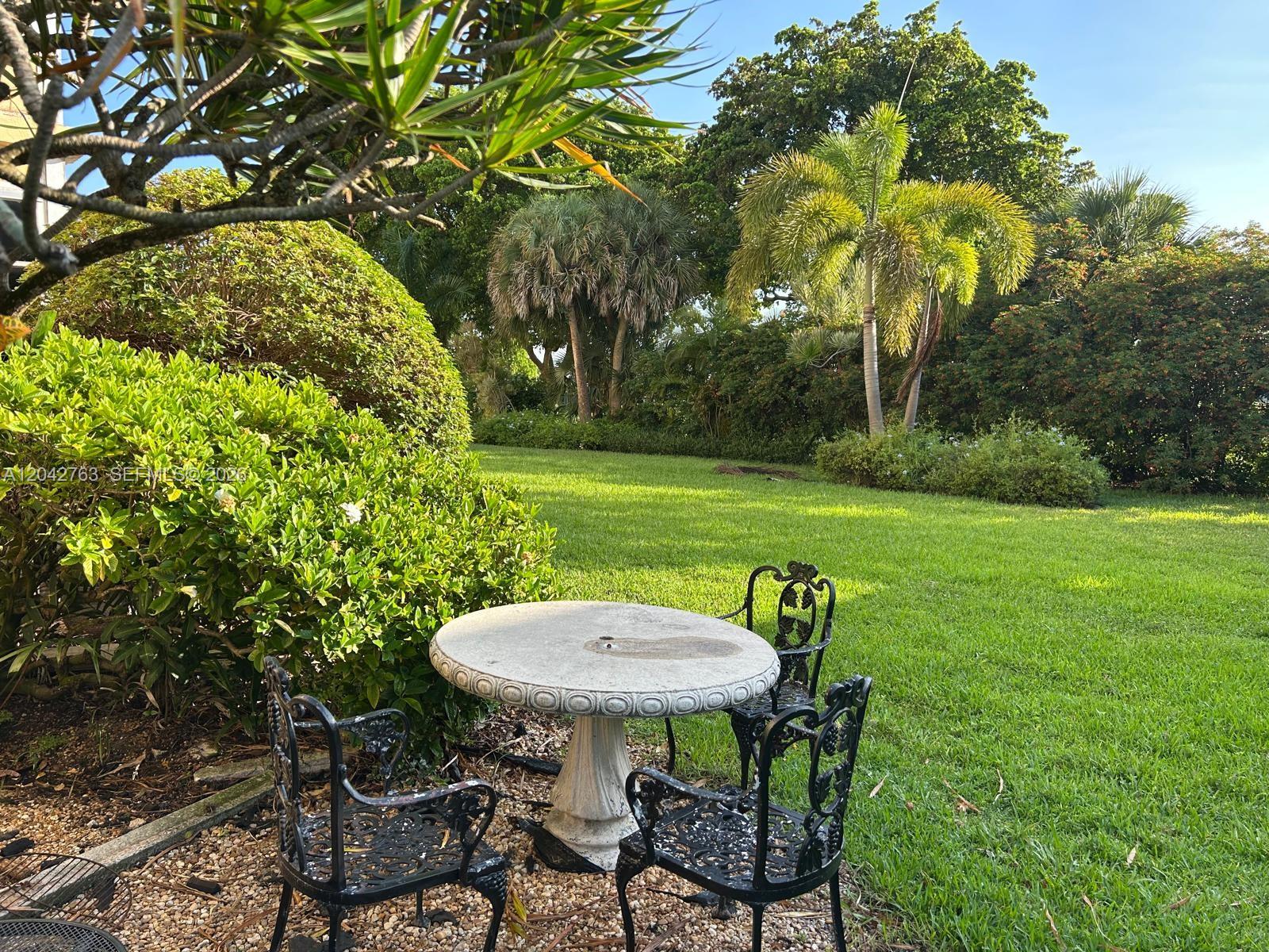 4100 Crystal Lake Drive 111, Deerfield Beach, FL 33064 photo 16