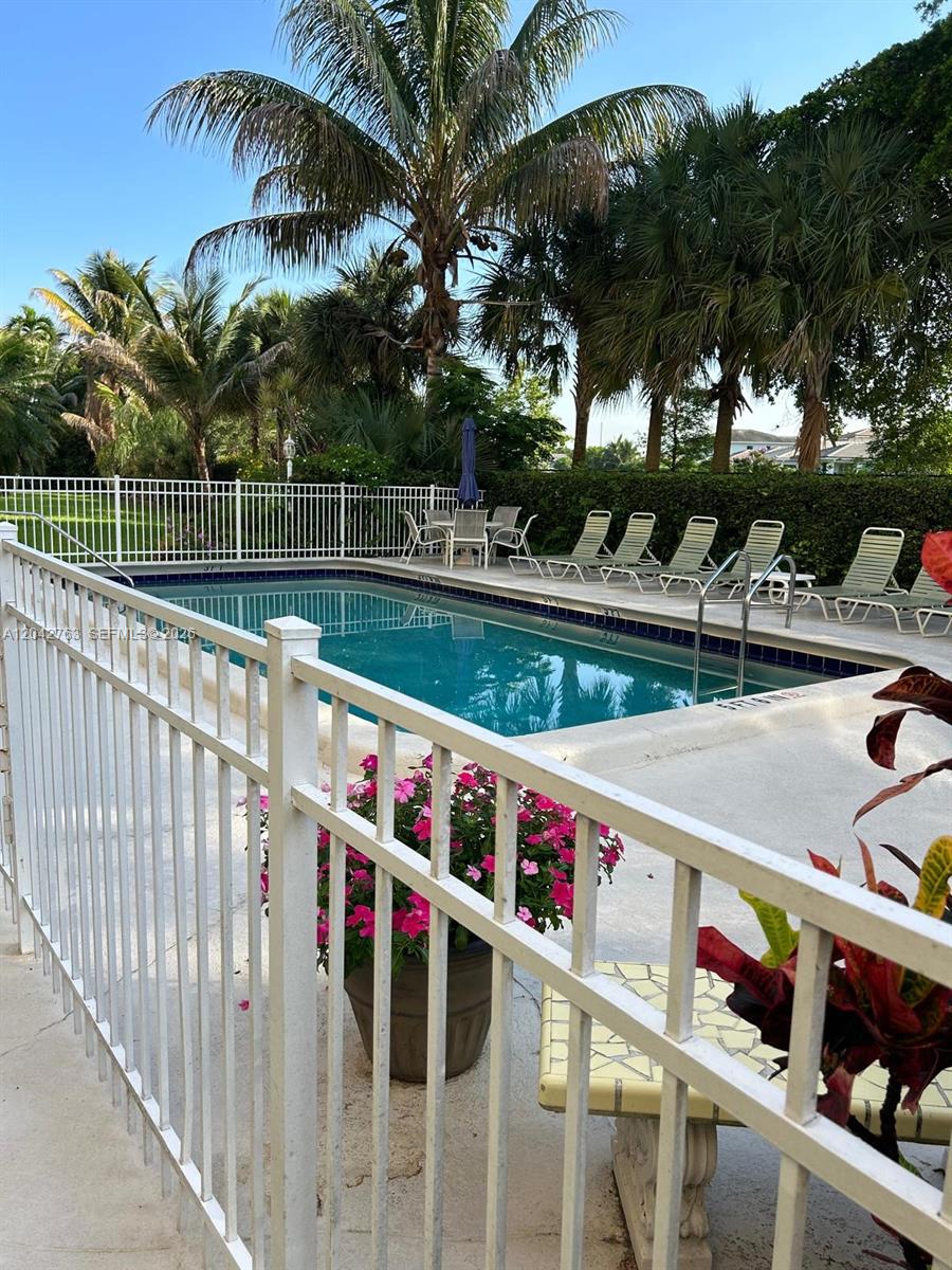 4100 Crystal Lake Drive 111, Deerfield Beach, FL 33064 photo 18