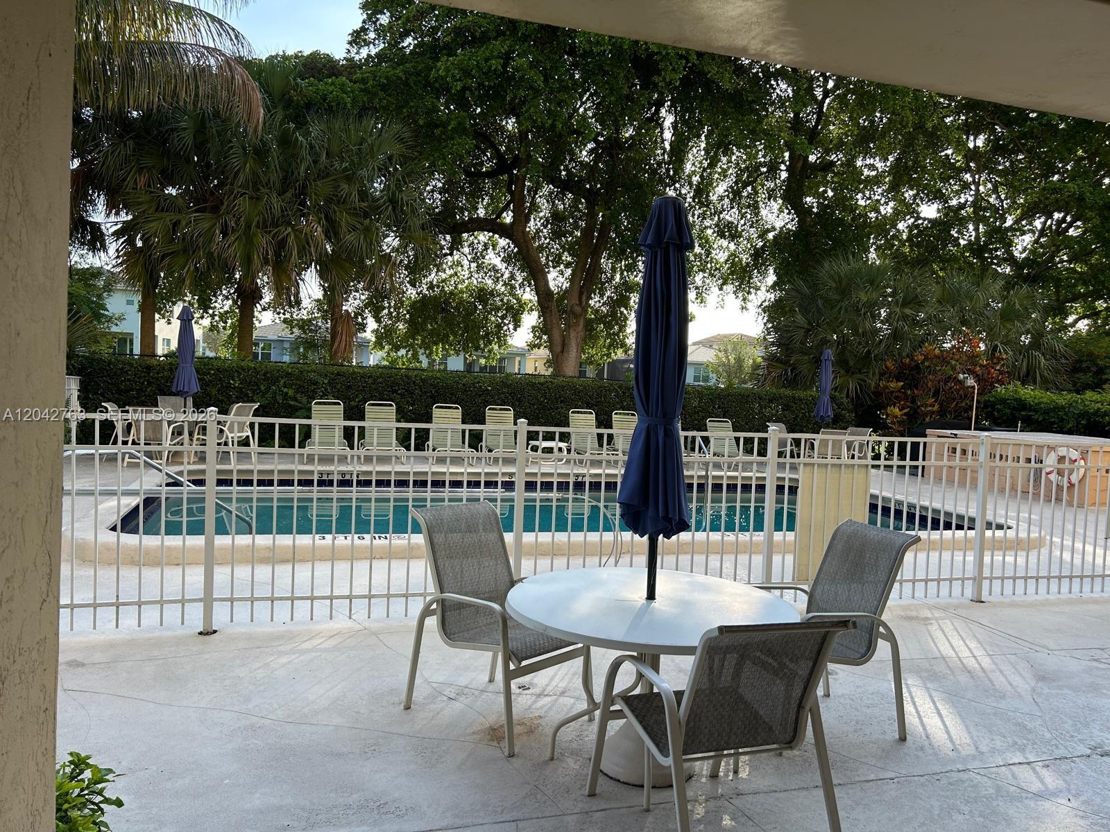 4100 Crystal Lake Drive 111, Deerfield Beach, FL 33064 photo 19