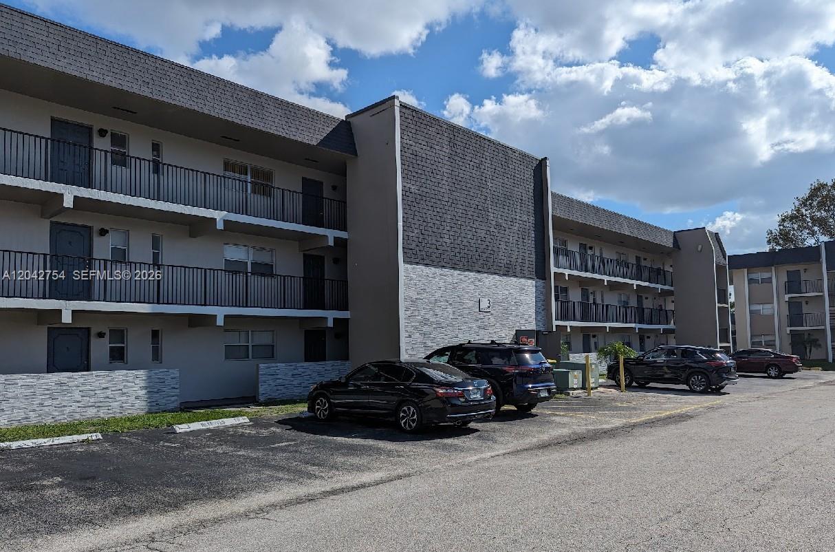 7910 Colony Circle N 304, Tamarac, FL 33321, Tamarac