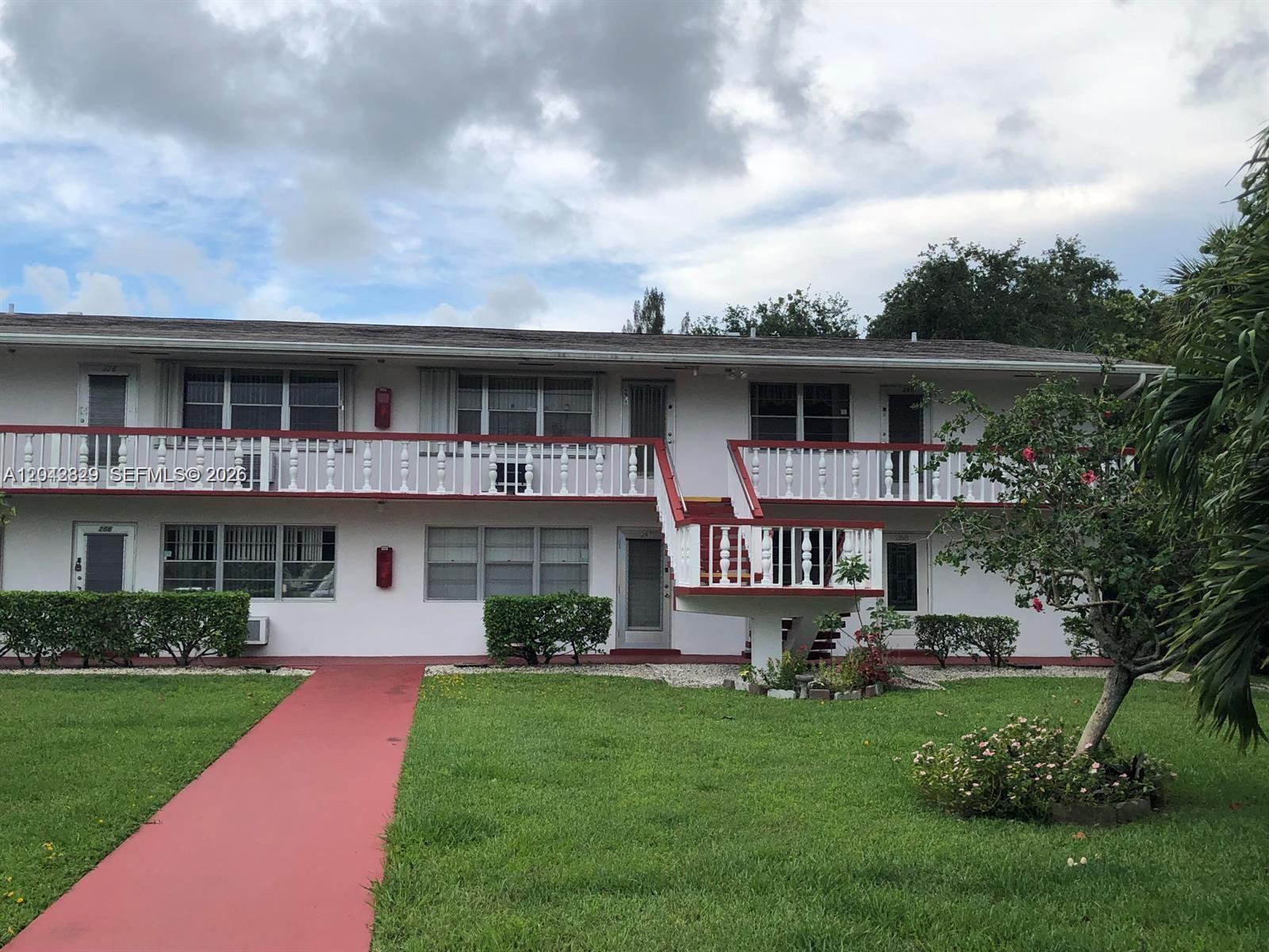 280 Northampton N N, West Palm Beach, FL 33417, West Palm Beach
