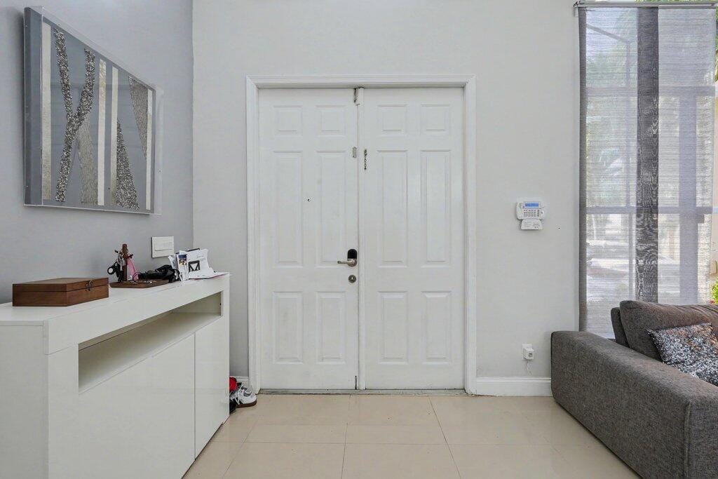 6579 Constance Street — photo 8