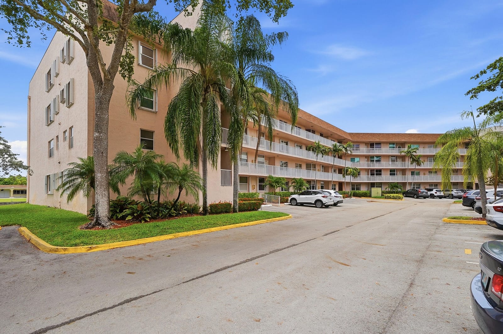 2521 NW 104th Avenue 104, Sunrise, FL 33322 photo 22