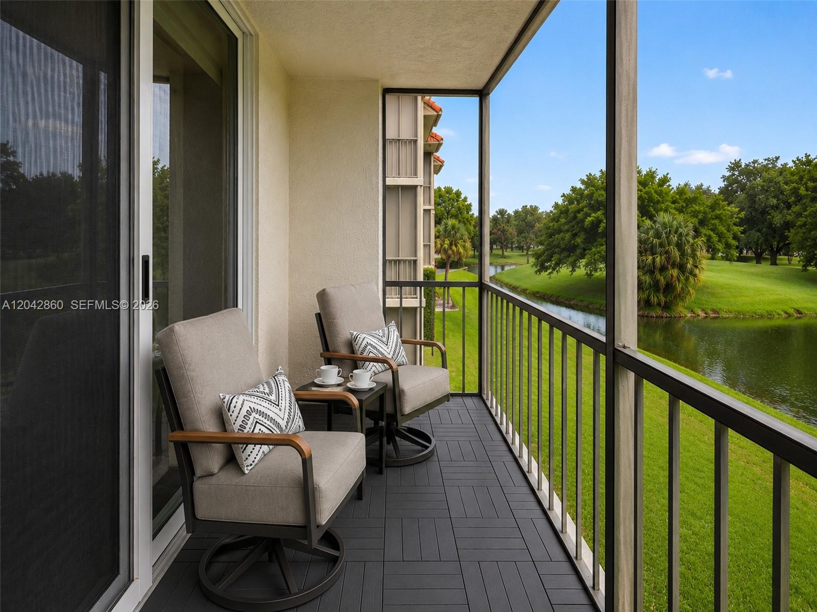 800 S Hollybrook Drive 205, Pembroke Pines, FL 33025, Pembroke Pines