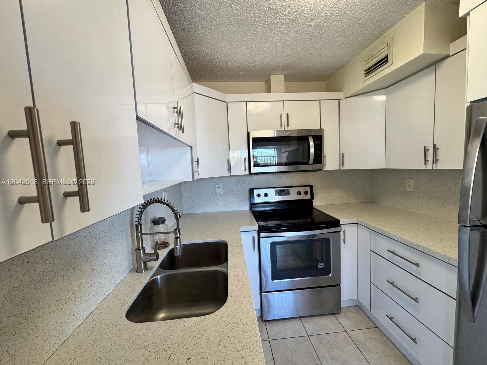 6675 W 4th Avenue 310, Hialeah, FL 33012, Hialeah