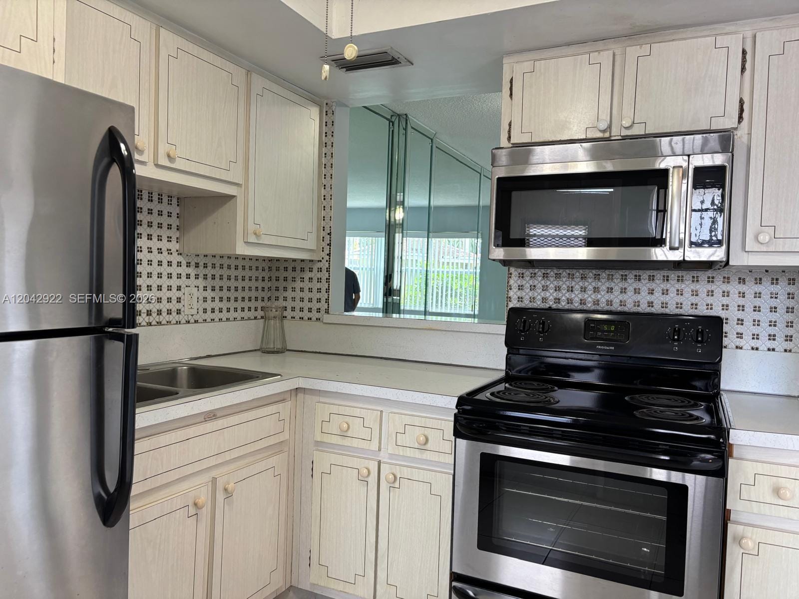 1333 E Hallandale Beach Boulevard 134, Hallandale Beach, FL 33009 photo 4