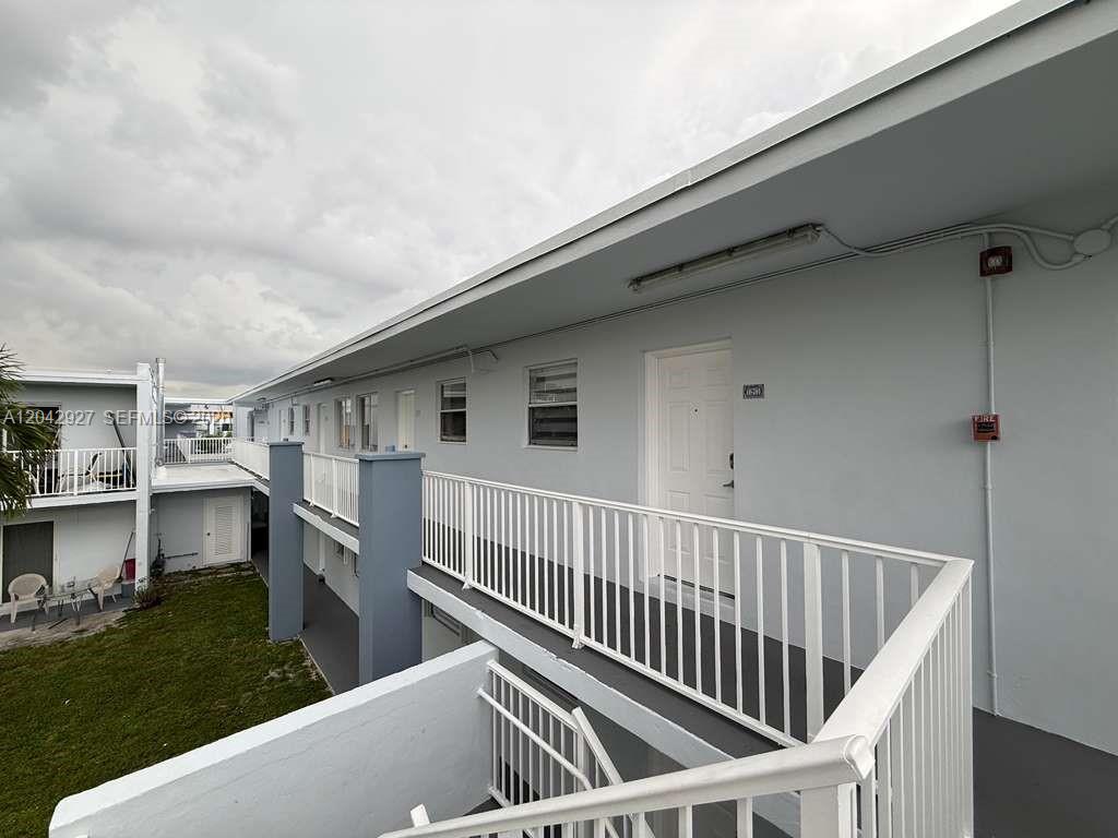1255 W 49th Place H202, Hialeah, FL 33012, Hialeah