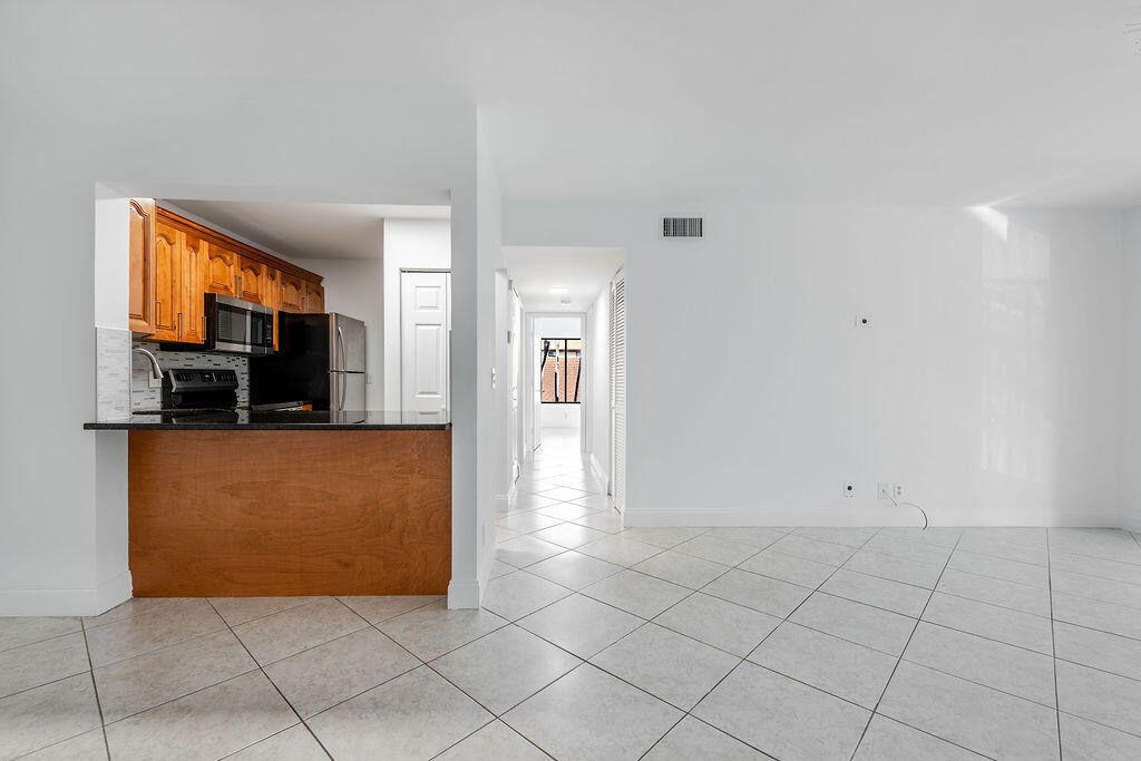 617 Sea Pine Way D2, Greenacres, FL 33415, Greenacres