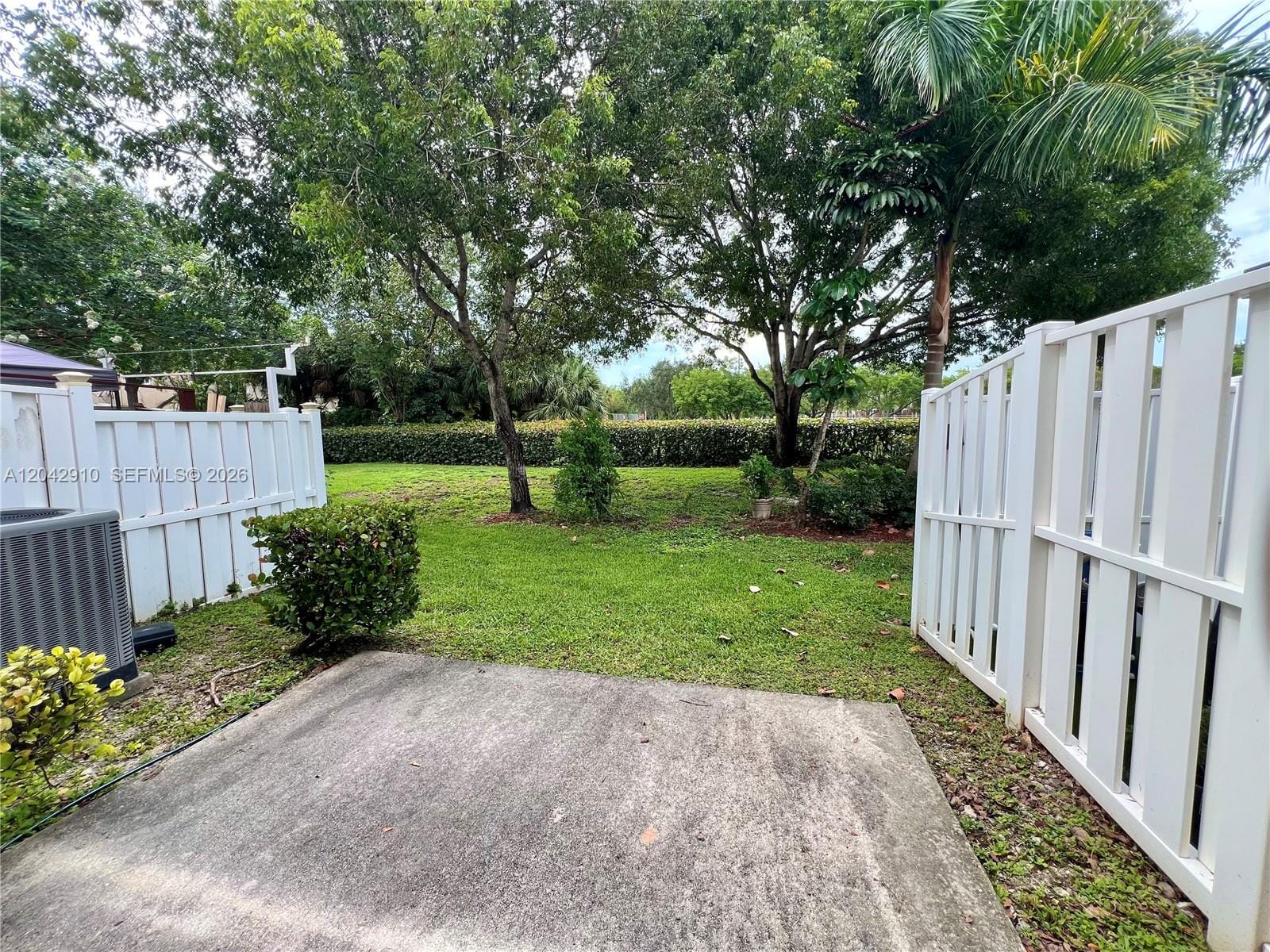 8917 NW 54th Street — photo 12