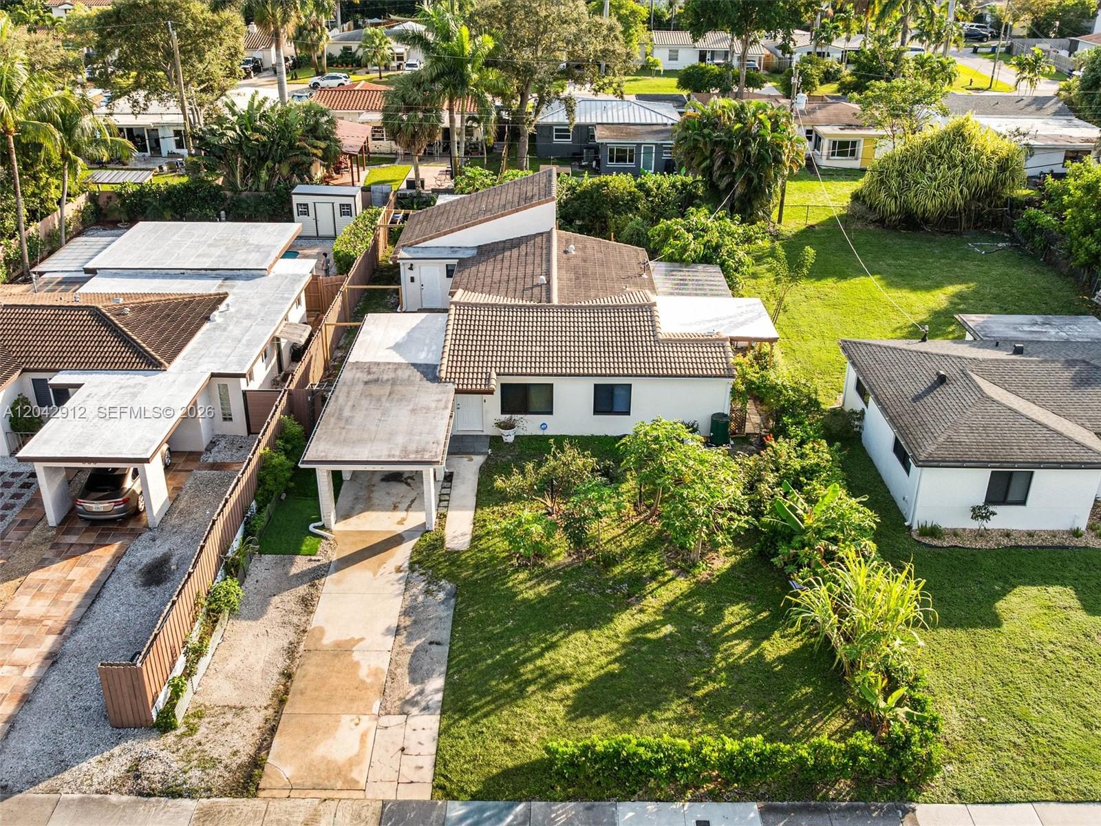 700 SW 12 Th Street — photo 2