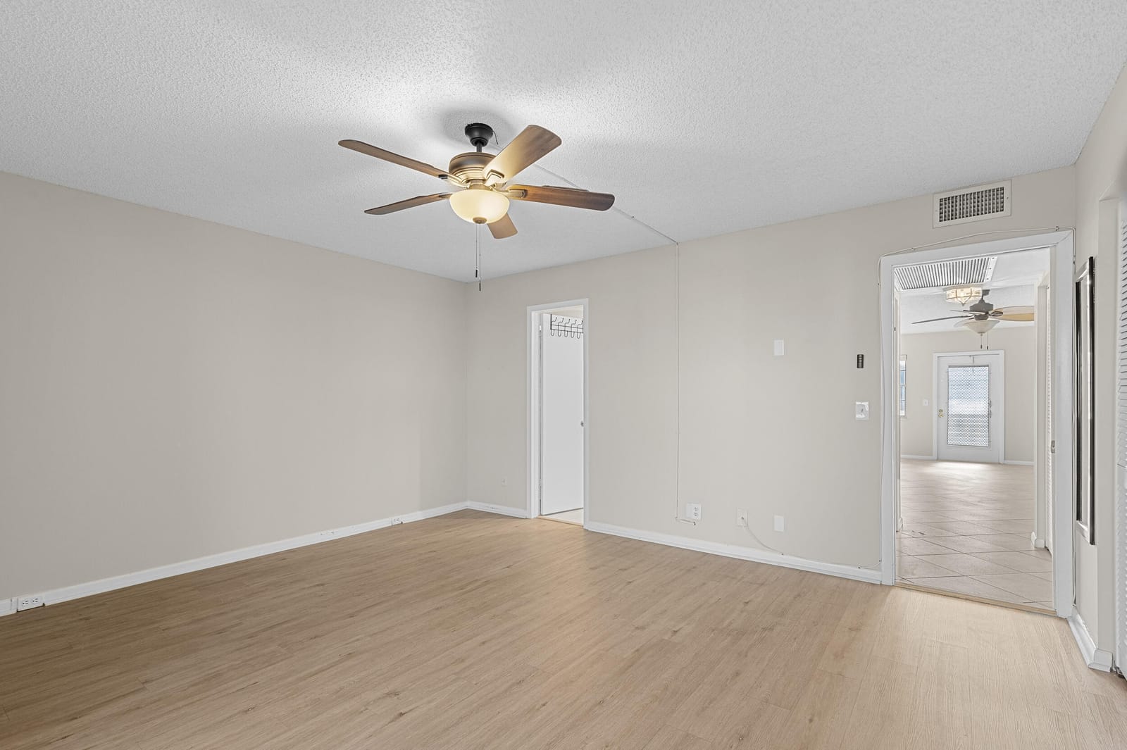 3013 Wolverton A — photo 7