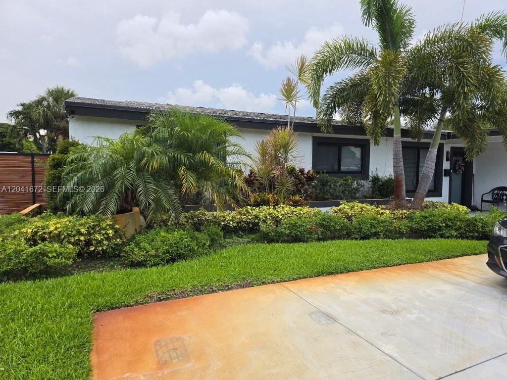1049 Wyoming Avenue, Fort Lauderdale, FL 33312