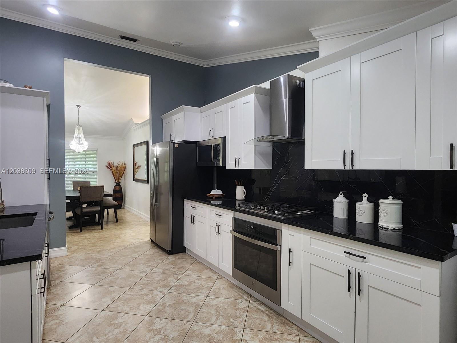 111 2nd Street SE, Naples, FL 34117 photo 11