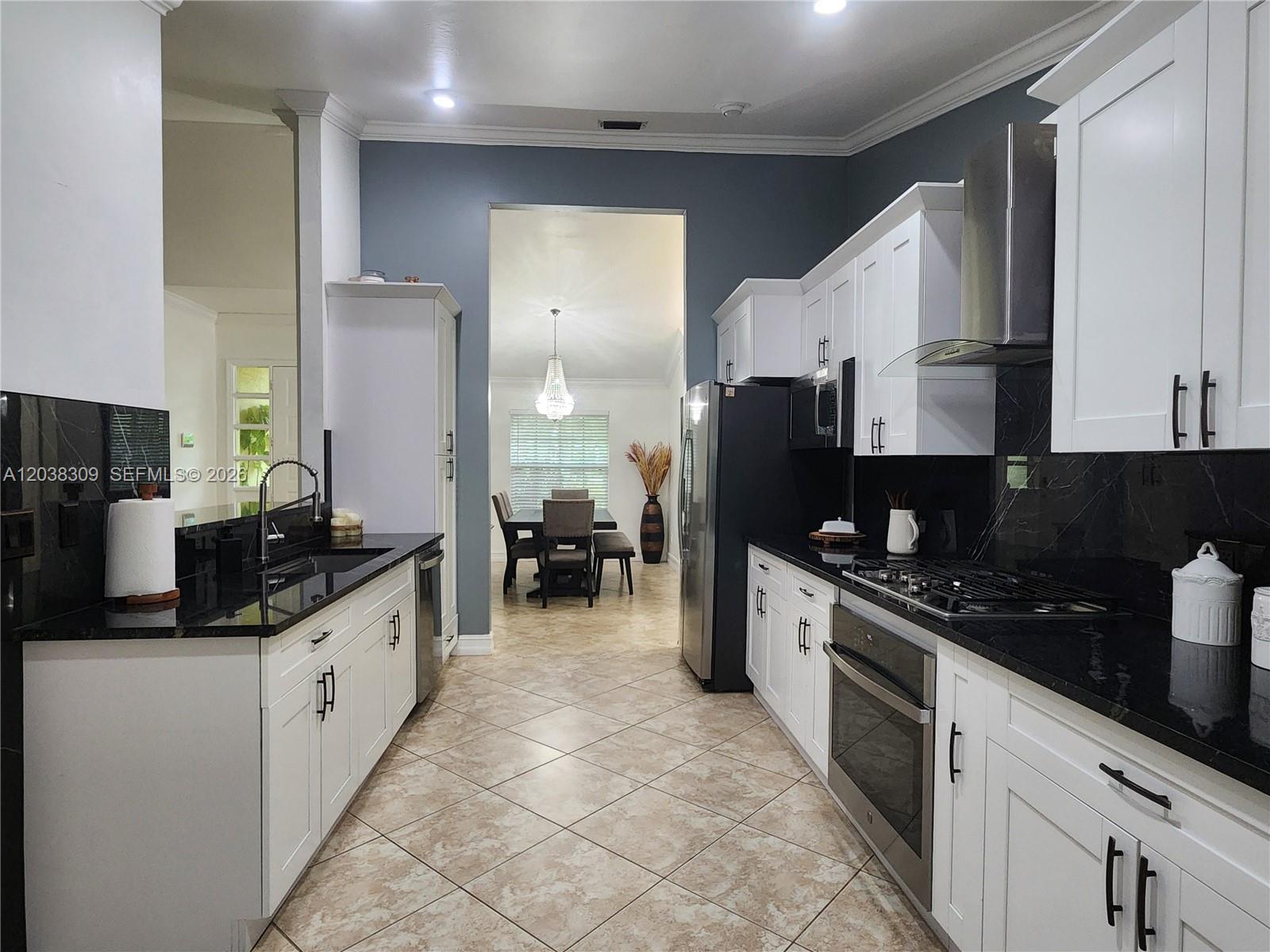 111 2nd Street SE, Naples, FL 34117 photo 13