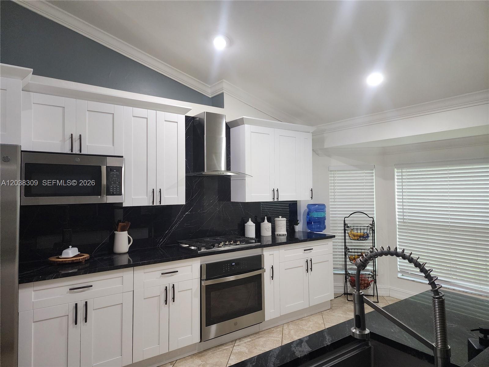 111 2nd Street SE, Naples, FL 34117 photo 5