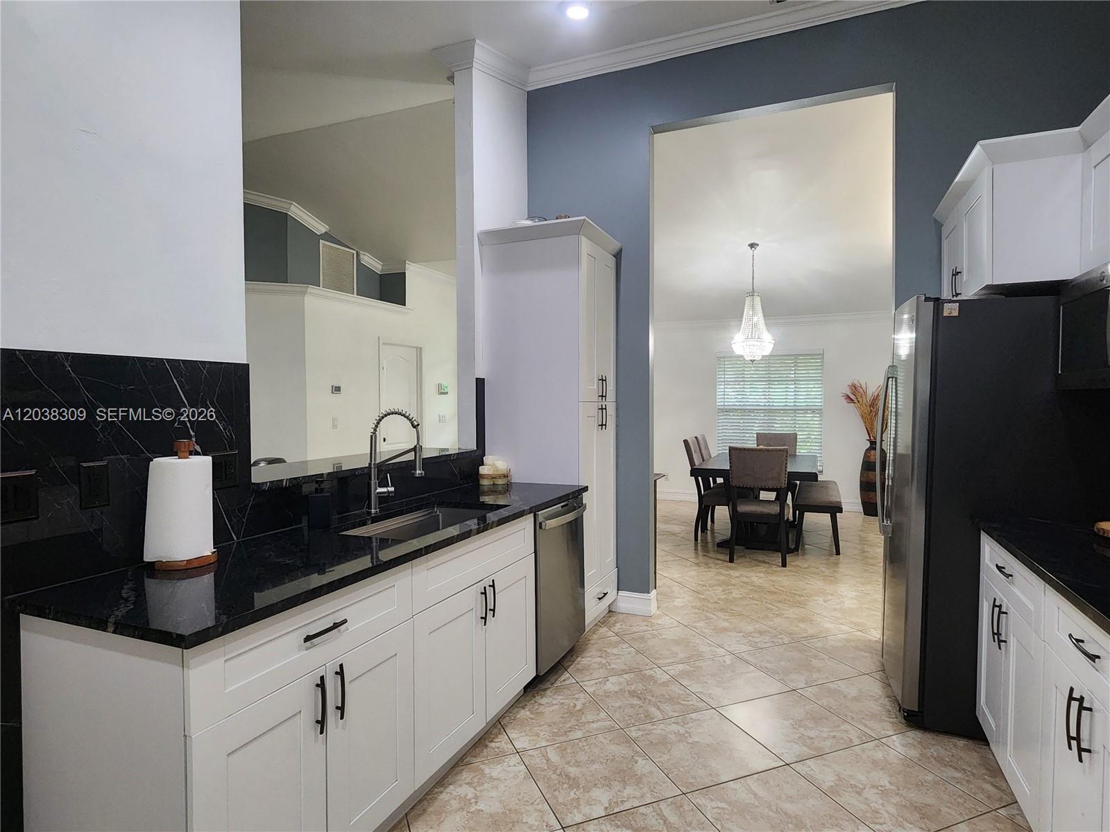 111 2nd Street SE, Naples, FL 34117 photo 8