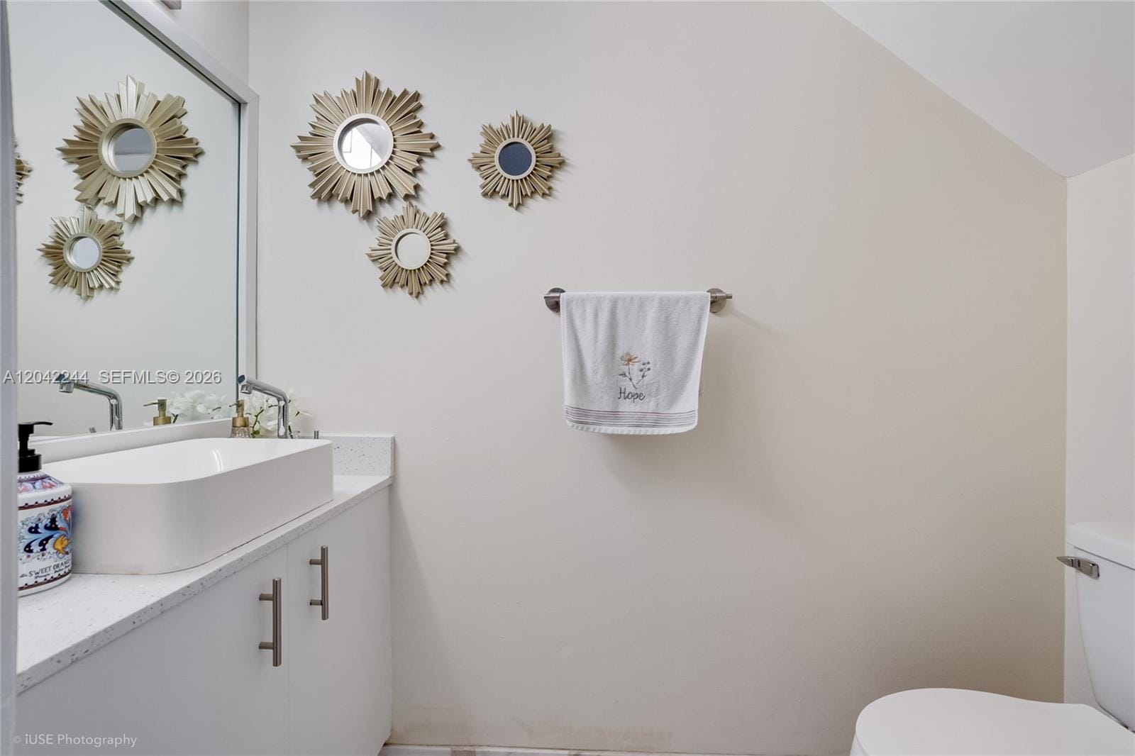 221 Riviera Circle — photo 11