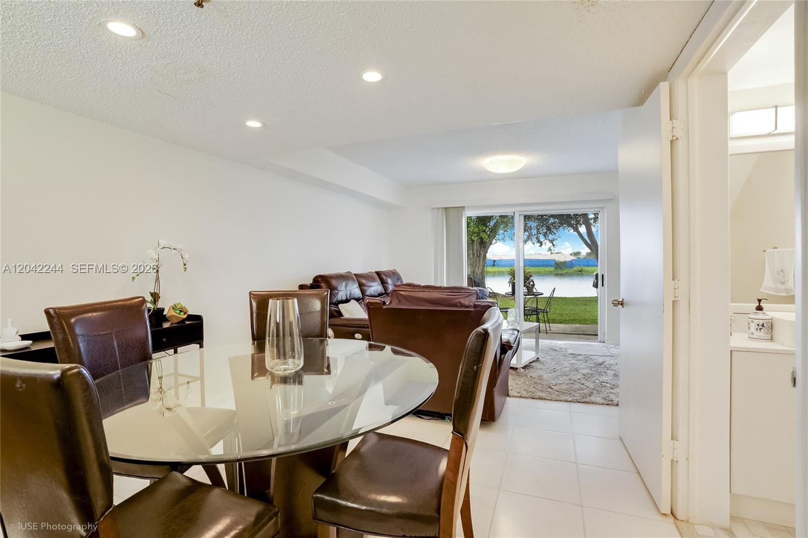 221 Riviera Circle — photo 6
