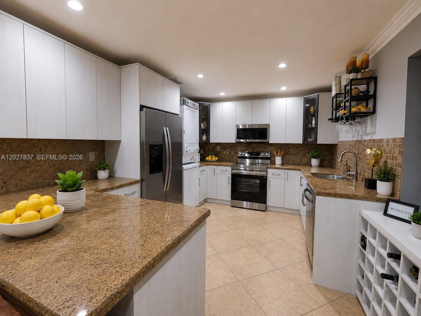7513 Grant Court . — photo 9